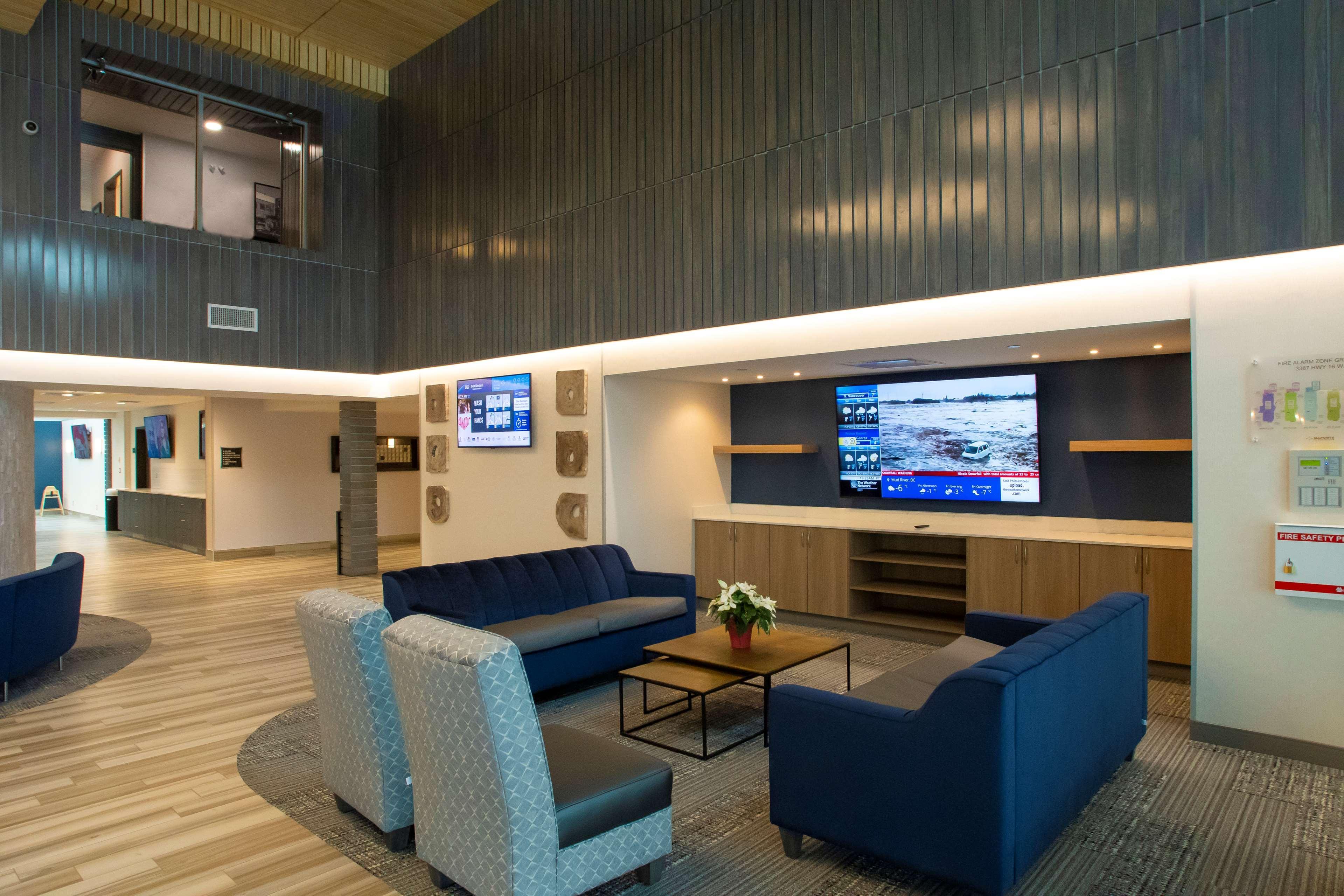 Best Western Inn & Suites Ontario Exterior photo